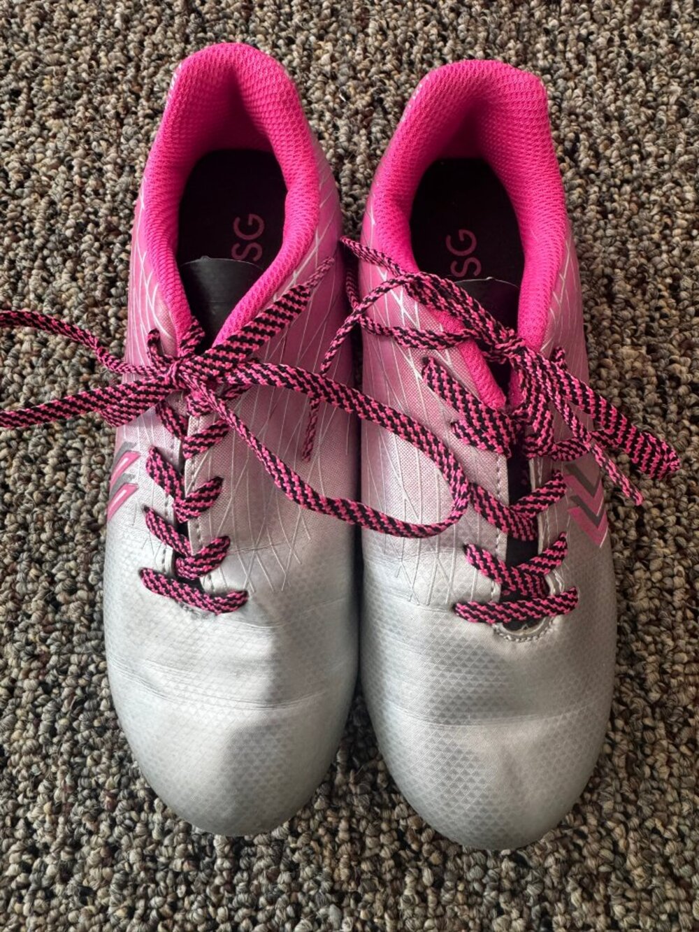 DSG- Kids Sports Cleats - Size 1